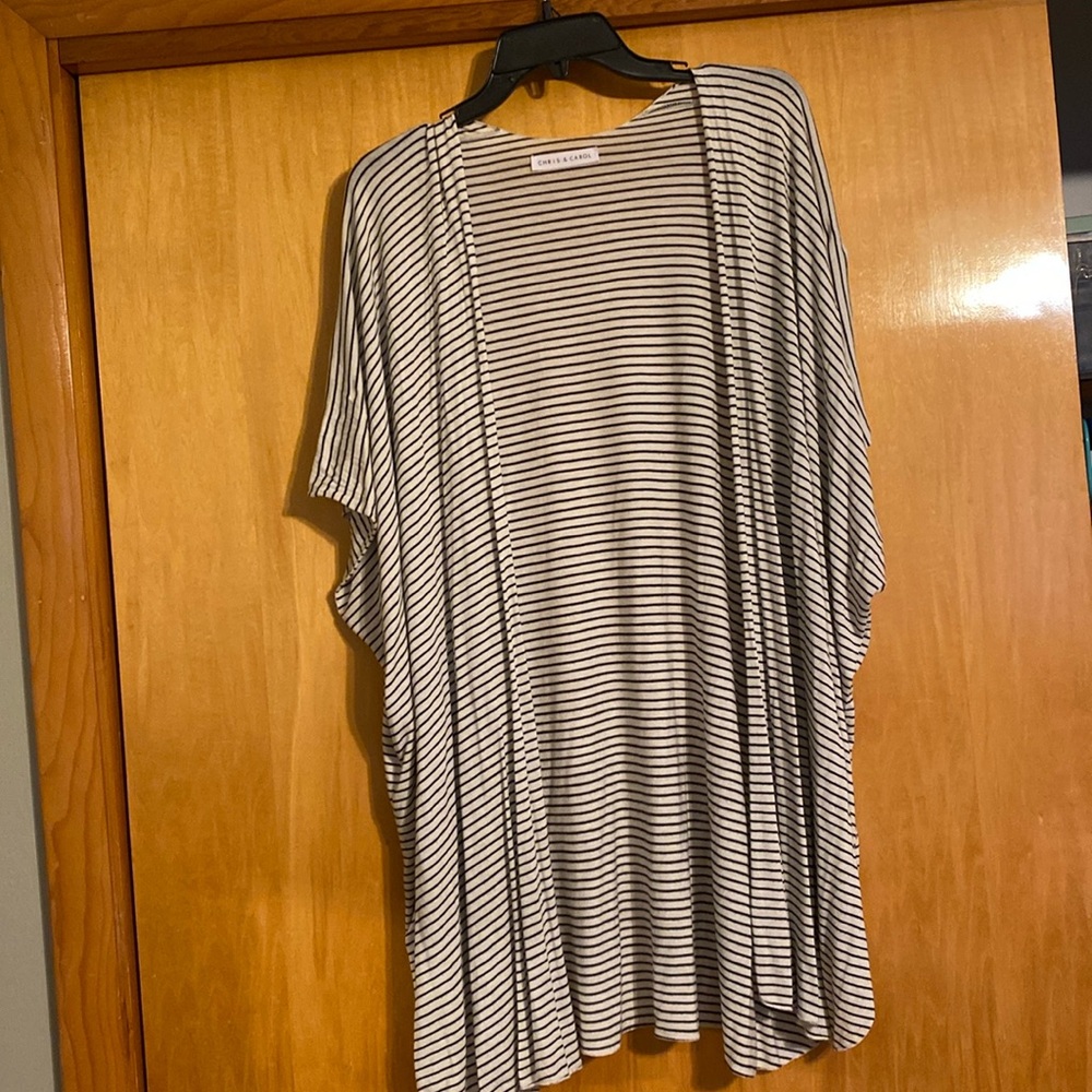 Black and white stripped kimono